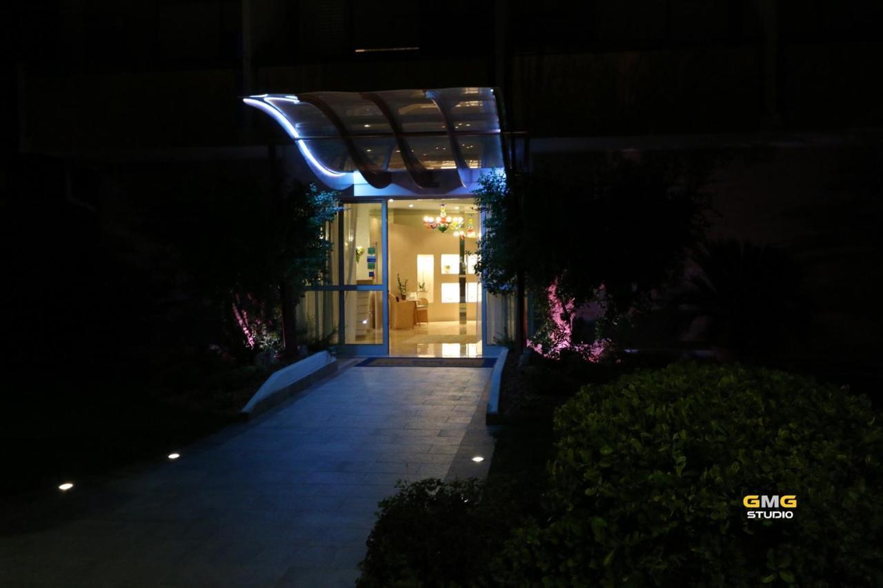 Hotel Hiki 3 Superior บิบิโอเน ภายนอก รูปภาพ